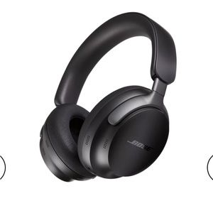New BOSE Quiet Comfort Ultra HEADPHONES Noise Cancelling - Black …Unopened Box